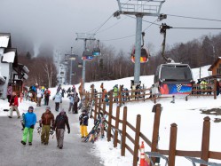 At Ski Resorts, Meetings Fill Rooms When Snow Is Scant, Julie Weed